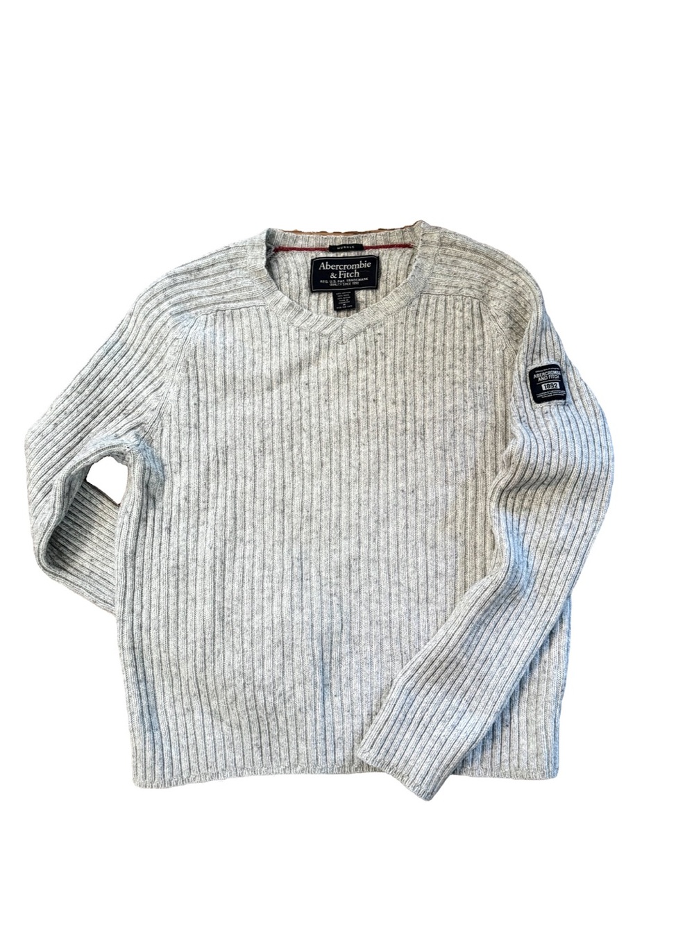 Abercrombie & Fitch Men's V-Neck Ribbed Muscle Sweater - Light Gray Medium